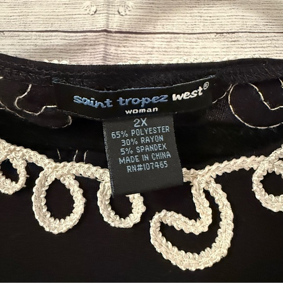 Saint Tropez West Black Top with White Embroidery - Picture 4 of 4